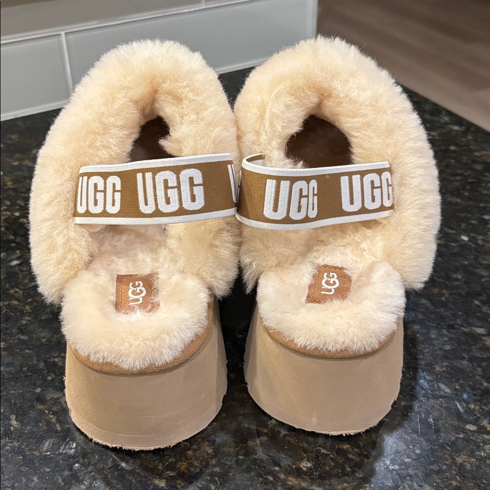 Ugg Shoes - image 4